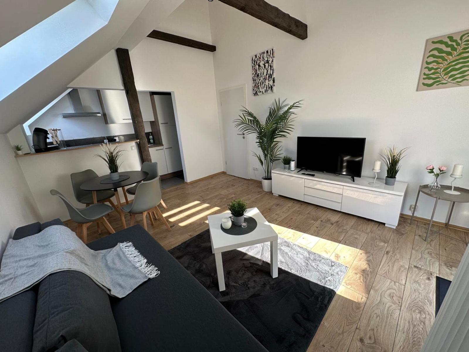 Mola Apartments-Charmante Ferienwohnung Im Herdecke Zentrum Fuer 3 Personen-Grosse Dachterrasse-Grill-Gratis Parken-Wlan ภายนอก รูปภาพ