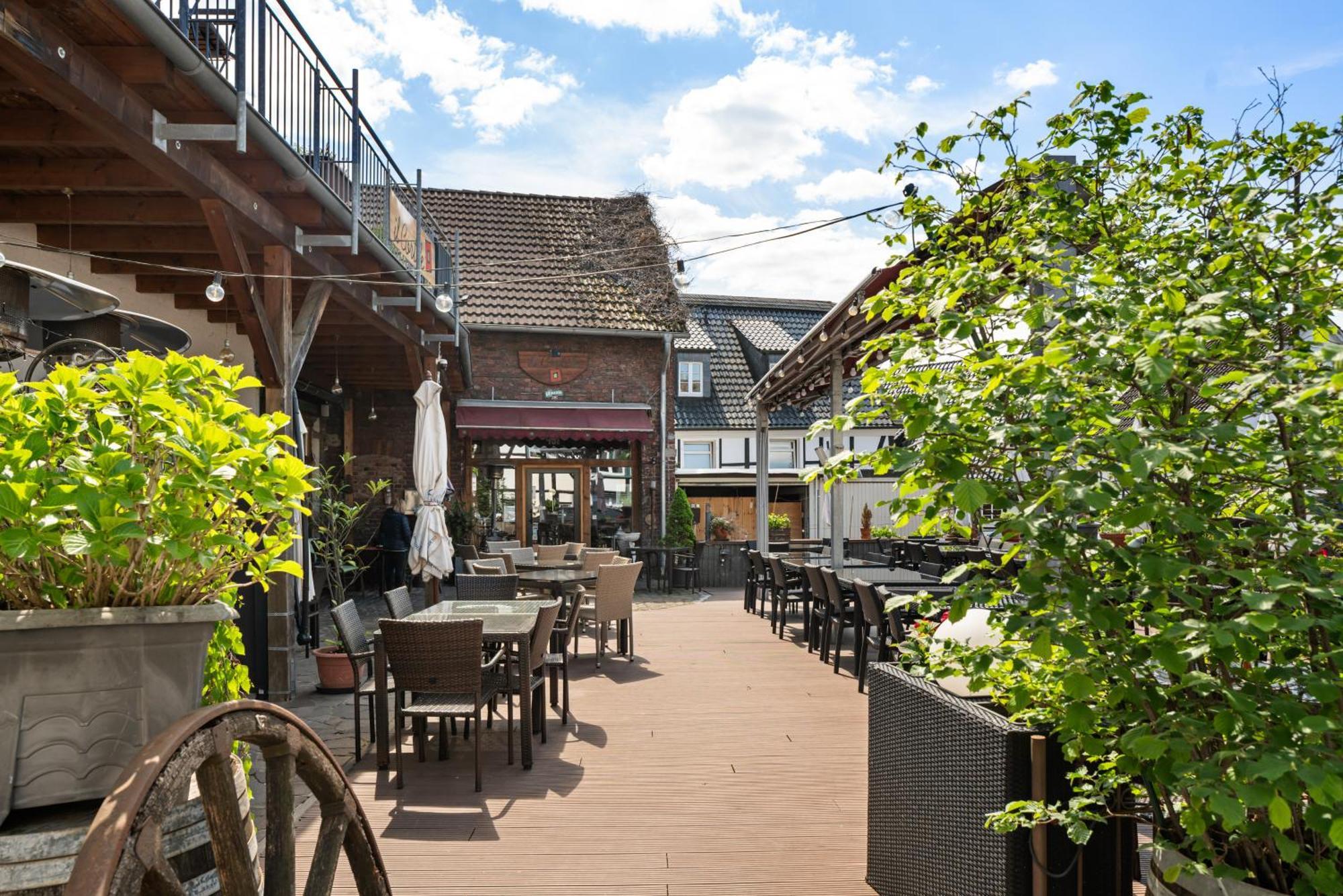Mola Apartments-Charmante Ferienwohnung Im Herdecke Zentrum Fuer 3 Personen-Grosse Dachterrasse-Grill-Gratis Parken-Wlan ภายนอก รูปภาพ