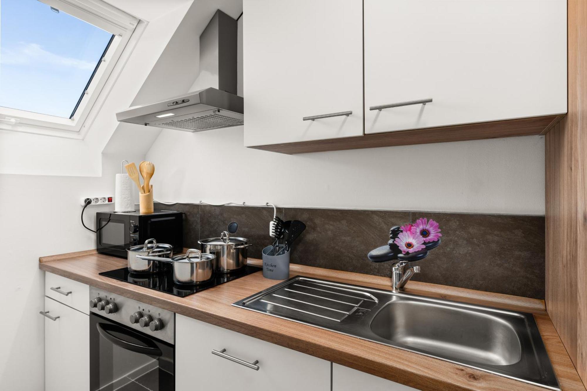Mola Apartments-Charmante Ferienwohnung Im Herdecke Zentrum Fuer 3 Personen-Grosse Dachterrasse-Grill-Gratis Parken-Wlan ภายนอก รูปภาพ