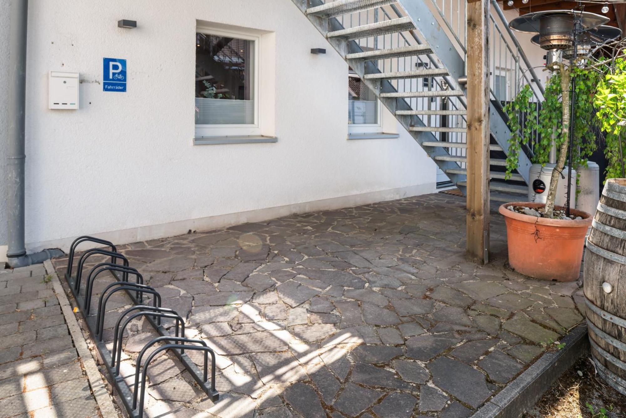 Mola Apartments-Charmante Ferienwohnung Im Herdecke Zentrum Fuer 3 Personen-Grosse Dachterrasse-Grill-Gratis Parken-Wlan ภายนอก รูปภาพ
